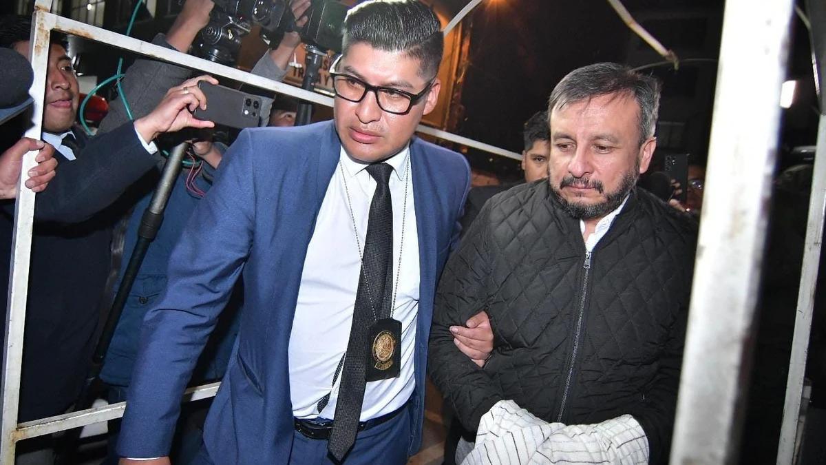 Crisis de gasolina: Legisladores exigen justicia y mayor investigación