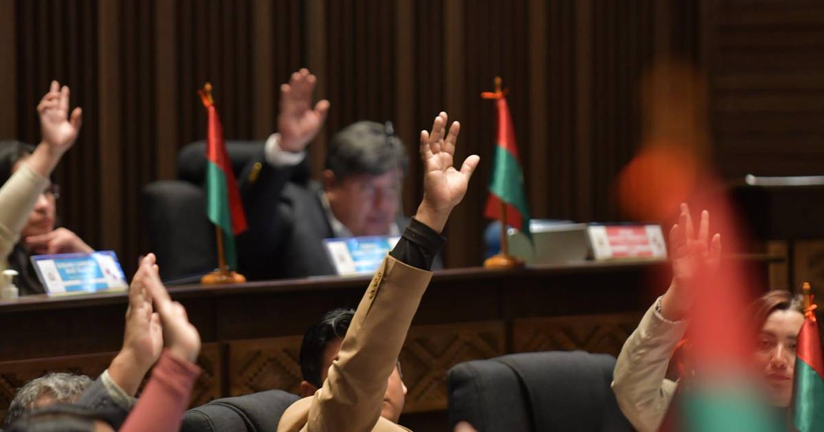 Aprobación de ley permite que el Gobierno asuma el pago de prediarios y bono de vacunación