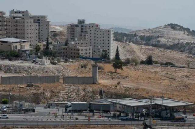 Israel aprueba 104 nuevos asentamientos en Cisjordania