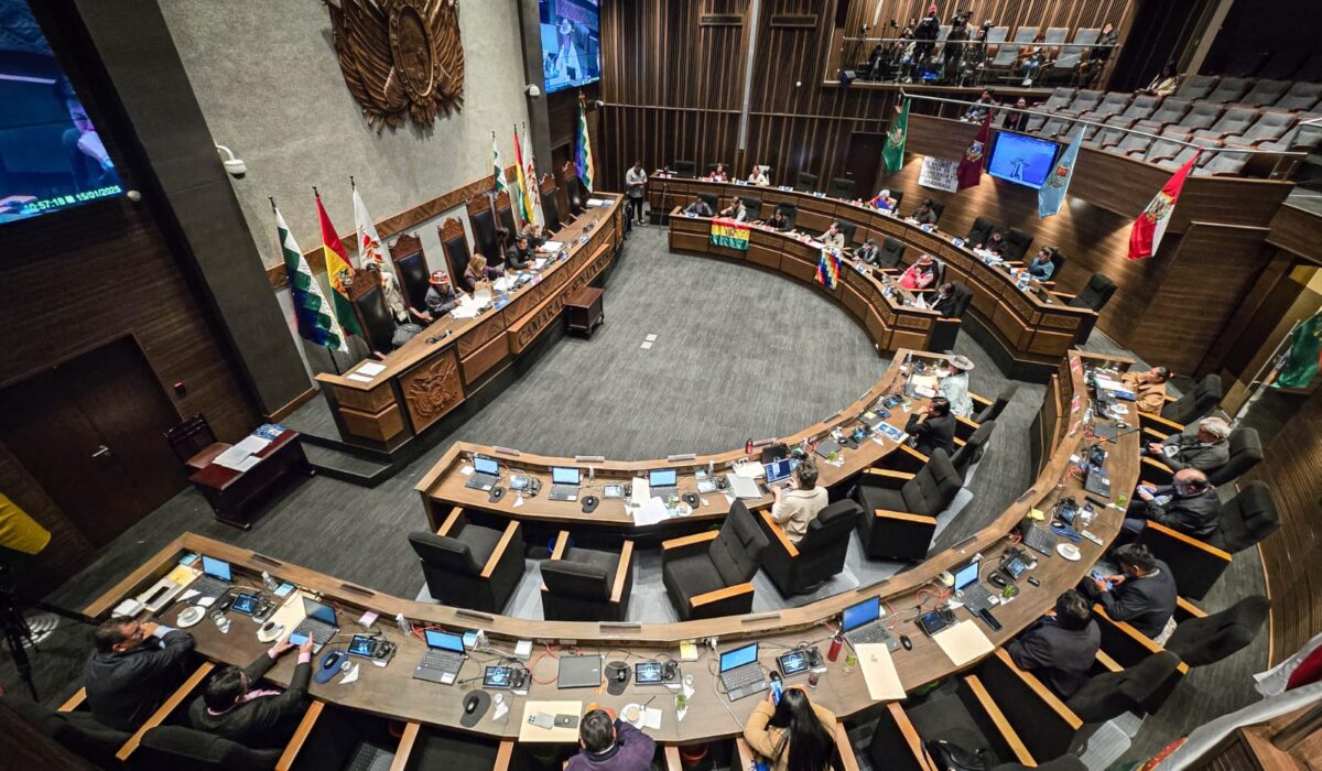 Gobernadores y alcaldes demandan al Senado la pronta aprobación del PGE 2026 Reformulado