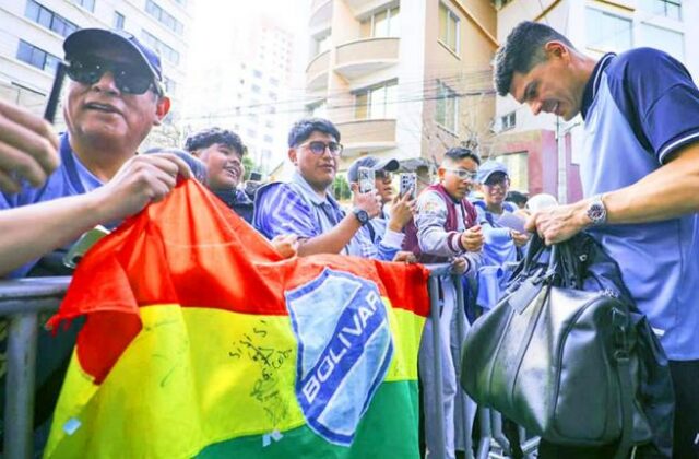 Bolívar se prepara para enfrentar a Gremio en Brasil por la Copa Sudamericana