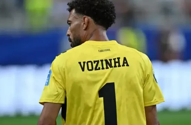 Vozinha podrá llevar su apodo en la camiseta de Colo-Colo