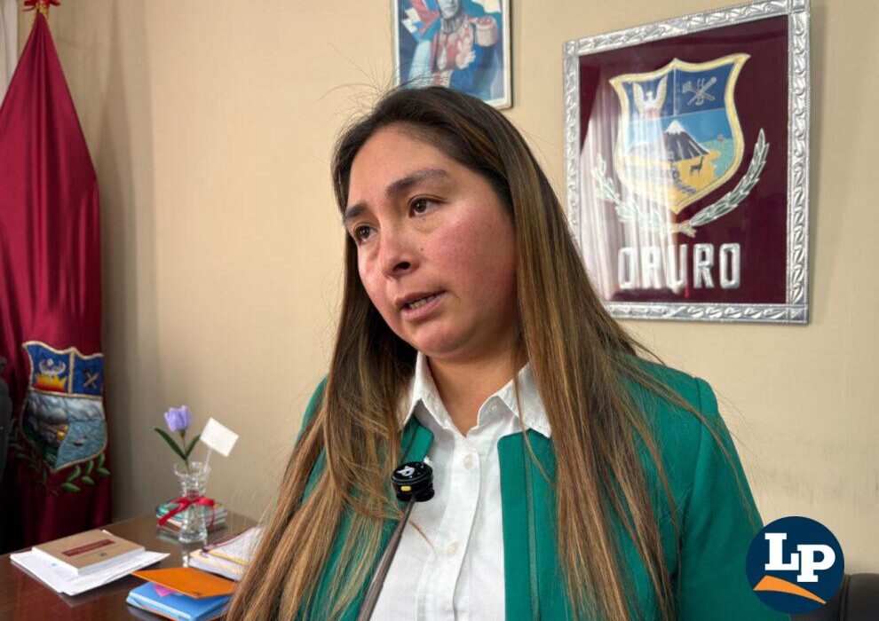 Propuesta de modificación a la ley de contratos en Oruro busca mayor control