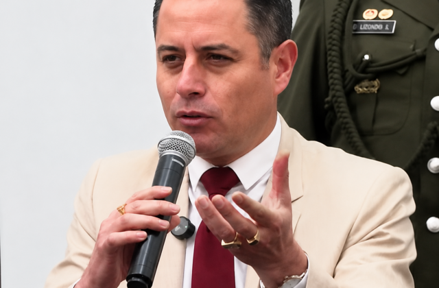 Lara reafirma la obligación de arraigo para exautoridades
