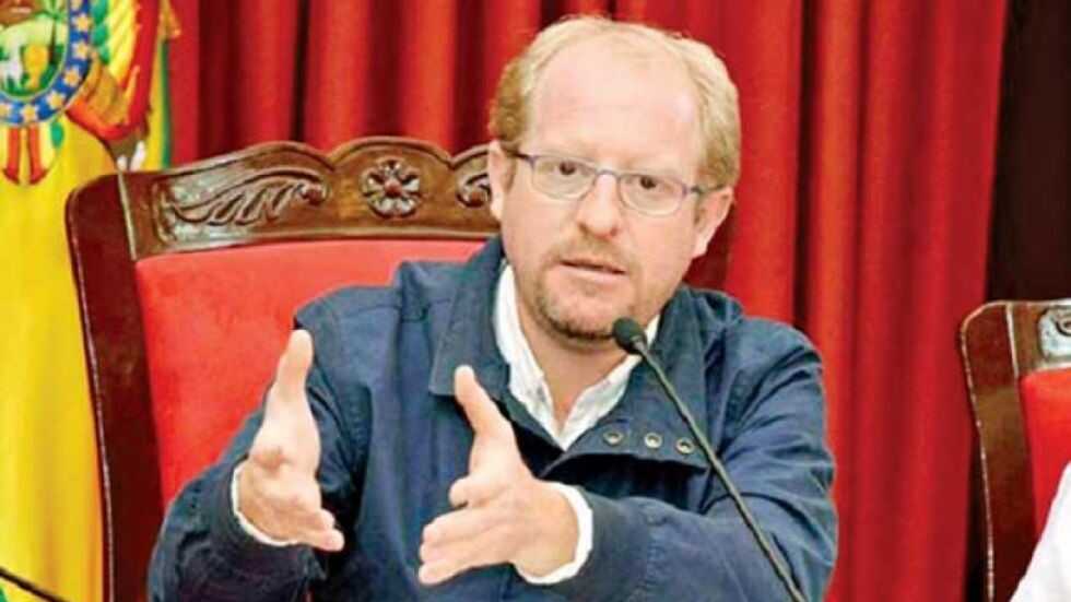 Gobierno reestructura viceministerios y cuatro altos funcionarios quedan sin cargo