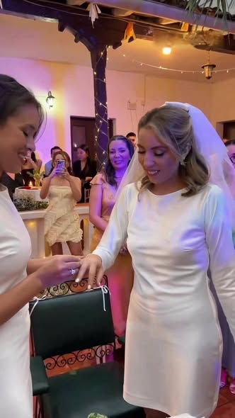 Primer matrimonio civil entre mujeres en Bolivia: Un hito en Santa Cruz