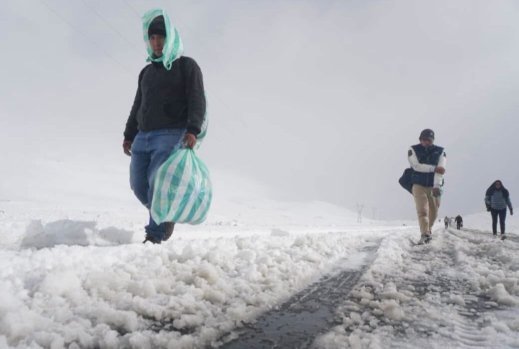 Emergencia por nevadas y lluvias afecta a más de 121.000 familias en Bolivia