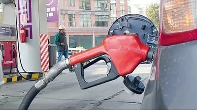 Crisis de combustible en Trinidad: quejas por largas filas y promesas incumplidas