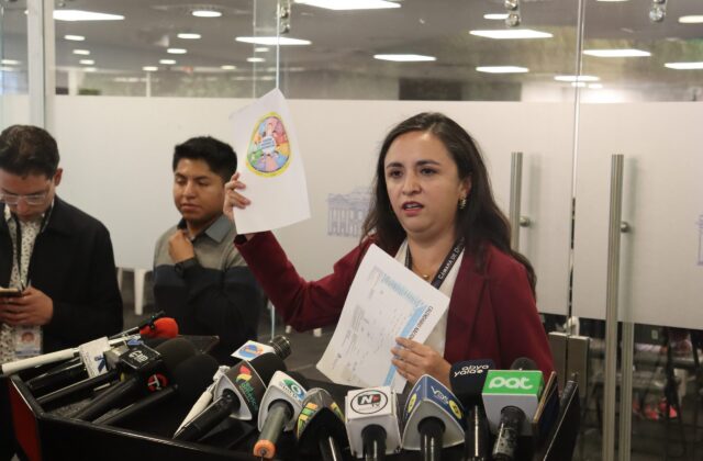 Vargas exige la renuncia del gerente de la CNS por irregularidades
