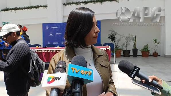 Lara critica el apoyo político de la jefa de Gabinete en el gobierno de Paz