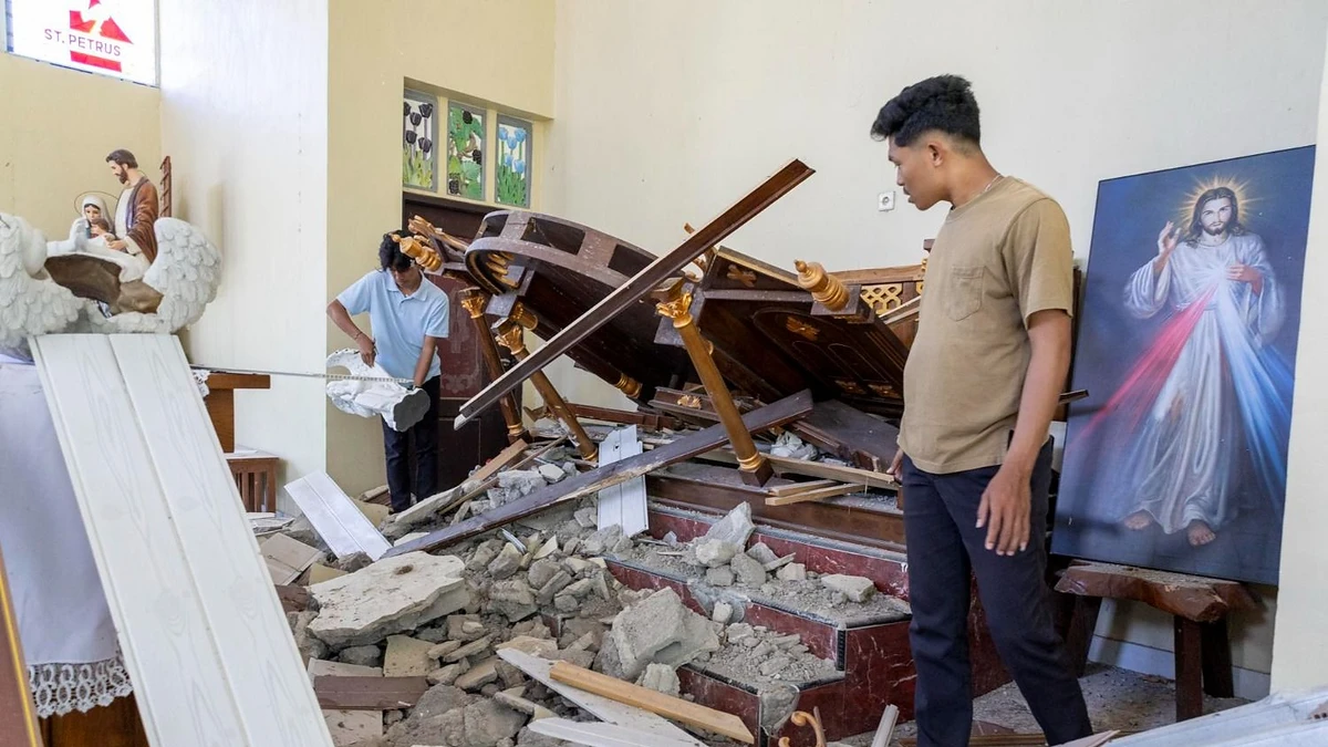 Devastador terremoto en Indonesia deja 68 muertos y miles de desplazados