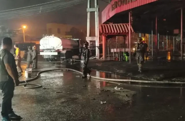 Se concluye la extinción del incendio en Barrio Lindo y se inicia la recuperación del área afectada