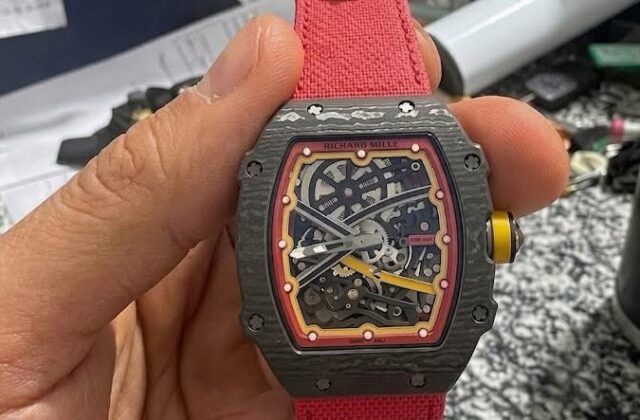 Un reloj de lujo de Bs 4 millones sorprende en el caso de 'Piña'