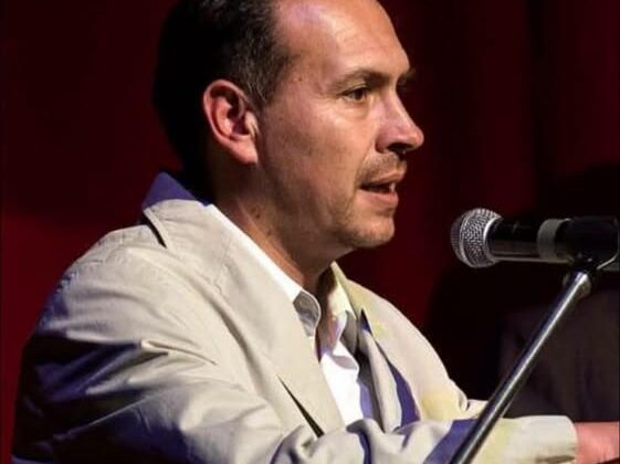 Renuncia del Viceministro de Culturas por desacuerdos con decisiones gubernamentales