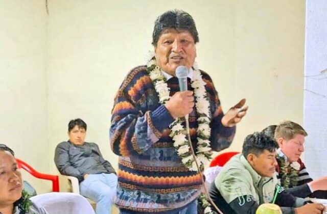 Evo Morales interroga a Espinoza sobre compra de Audi de $us 60.000