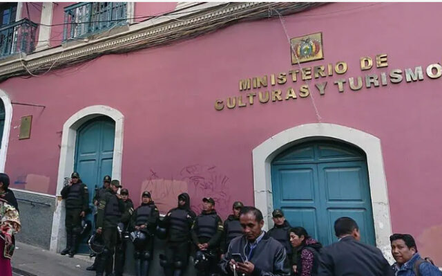 Transformación del Ministerio de Turismo a Viceministerio