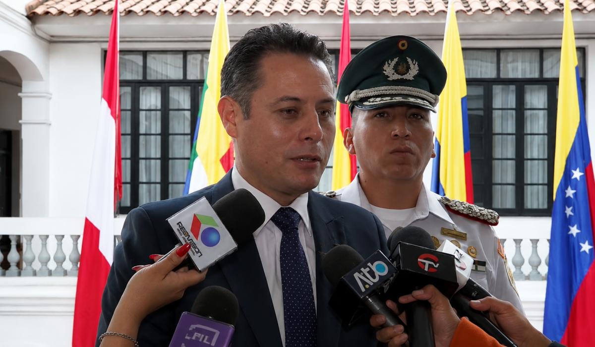 Vicepresidente Edmand Lara reconoce incumplimiento de promesas gubernamentales