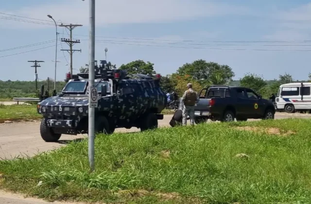 Gobierno busca evitar bloqueos en Yapacaní por decreto de diésel