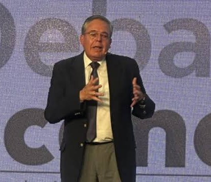 Cavero critica el proyecto de Ley de Inversiones del Gobierno