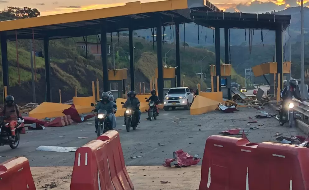 Explosivos atacan nuevo peaje en la vía Panamericana en Valle del Cauca