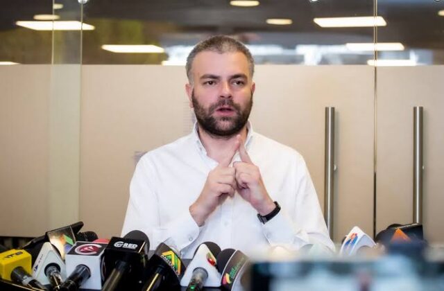 Ley de confrontación en el Legislativo: tutistas defienden a Tuto Quiroga