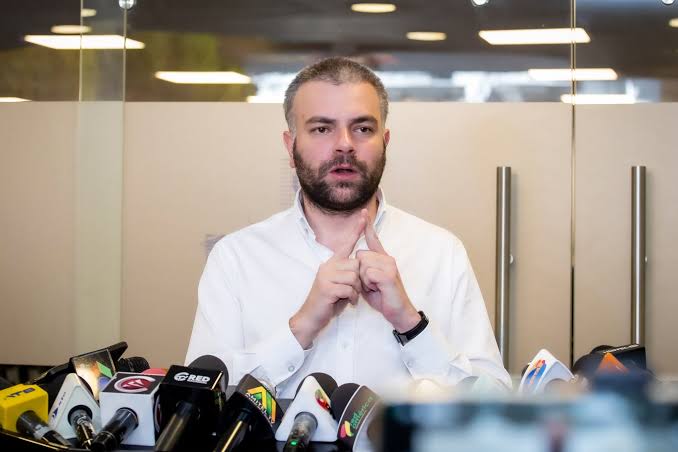 Ley de confrontación en el Legislativo: tutistas defienden a Tuto Quiroga