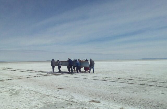 Los urus ven posible recuperar el 50% del lago Poopó