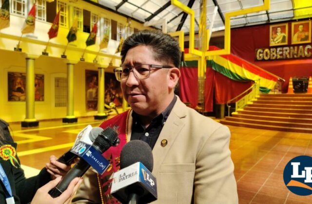 Liderazgo y unidad: el llamado de Quispe en el aniversario patrio