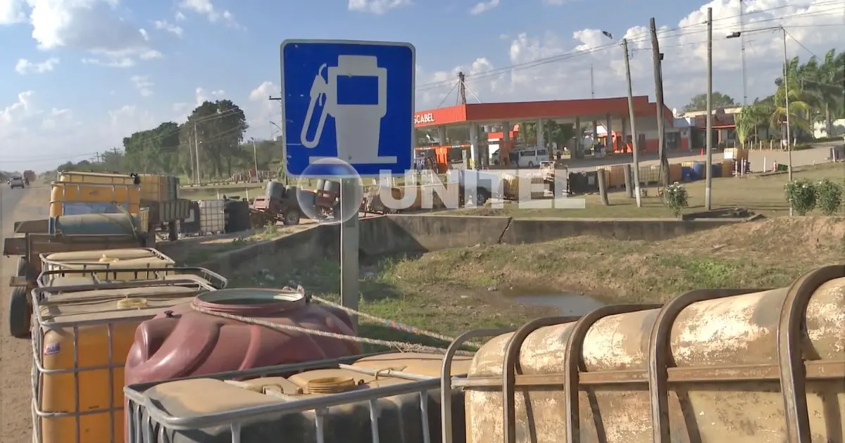 Monseñor Dowlaszewicz critica la escasez de combustible en Bolivia