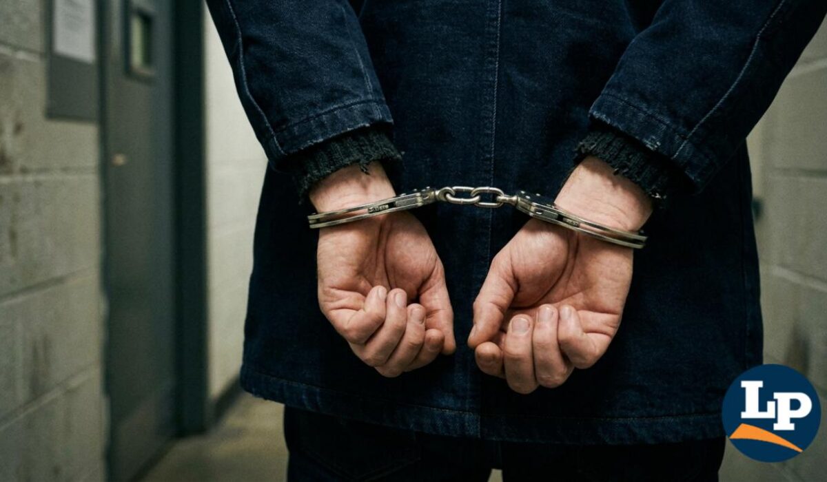 Prisión preventiva para hombre acusado de violencia familiar y posesión ilegal de arma en Oruro