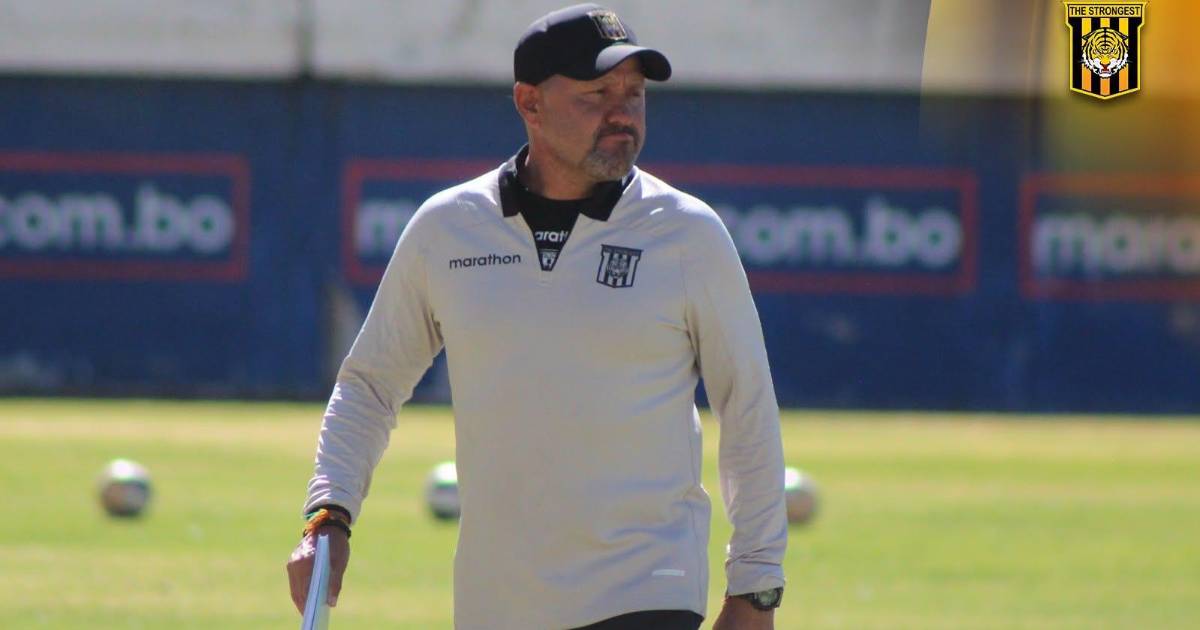 Paz García se despide de The Strongest en Potosí antes de unirse al cuerpo técnico de Zago