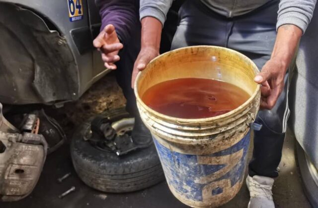 Identifican a exautoridades en el escándalo de la ‘gasolina basura’