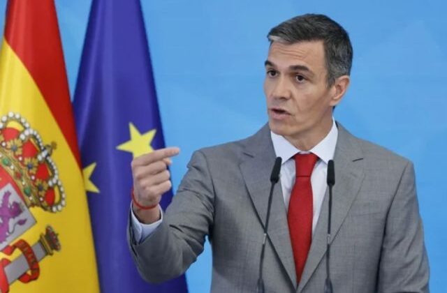 Crisis migratoria en Ceuta: Sánchez califica la situación de amenaza a la soberanía española