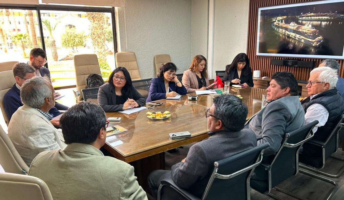 Fortalecen lazos comerciales entre Oruro y Arica