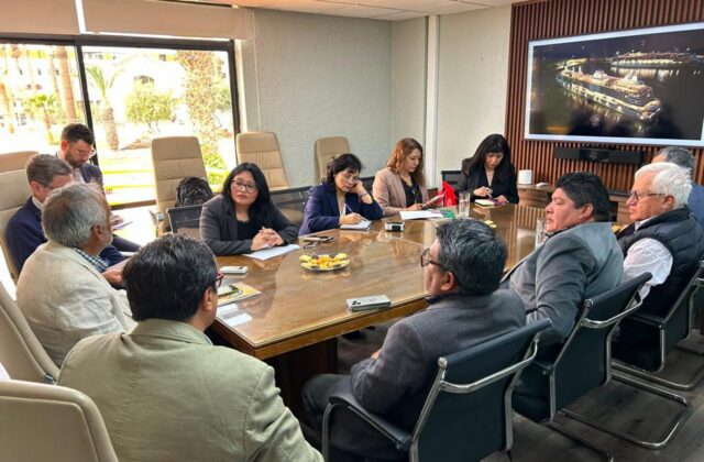 Fortalecen lazos comerciales entre Oruro y Arica