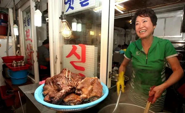 Fin de una tradición: la sopa de perro en Corea del Sur enfrenta su última temporada