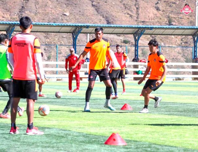 Mineros y Wilstermann Cooperativas se alistan para la fase nacional de la Copa Simón Bolívar