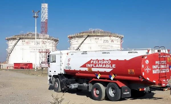 La burocracia en la importación de combustibles complica la situación en Bolivia