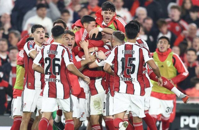 River Plate supera su crisis con un triunfo ante Argentinos Juniors