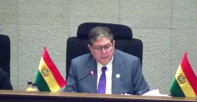 Marcelo Blanco descarta privatización de YPFB y propone reformas