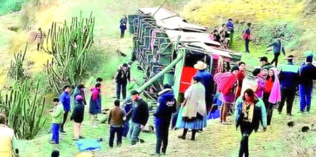Siete personas pierden la vida en tres accidentes de tránsito