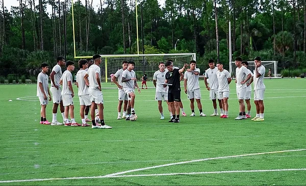 Oriente Petrolero se prepara para enfrentar a Real Oruro y The Strongest en altura