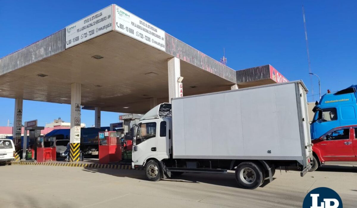 Crisis de Diésel en Oruro: Choferes exigen soluciones inmediatas