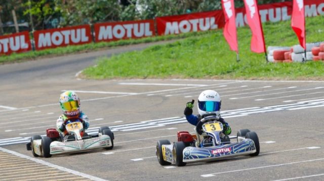 Lucas y Cristóbal Careaga brillan en el Karting Nacional