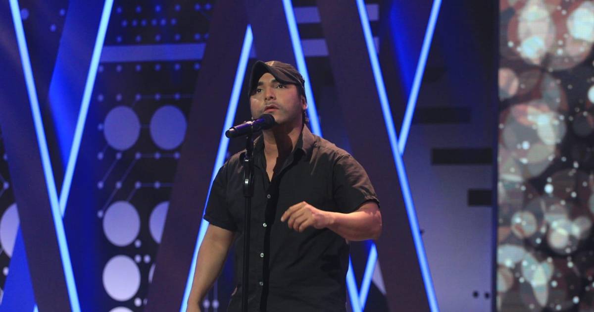 Las críticas a Enrique Iglesias aumentan entre sus colegas