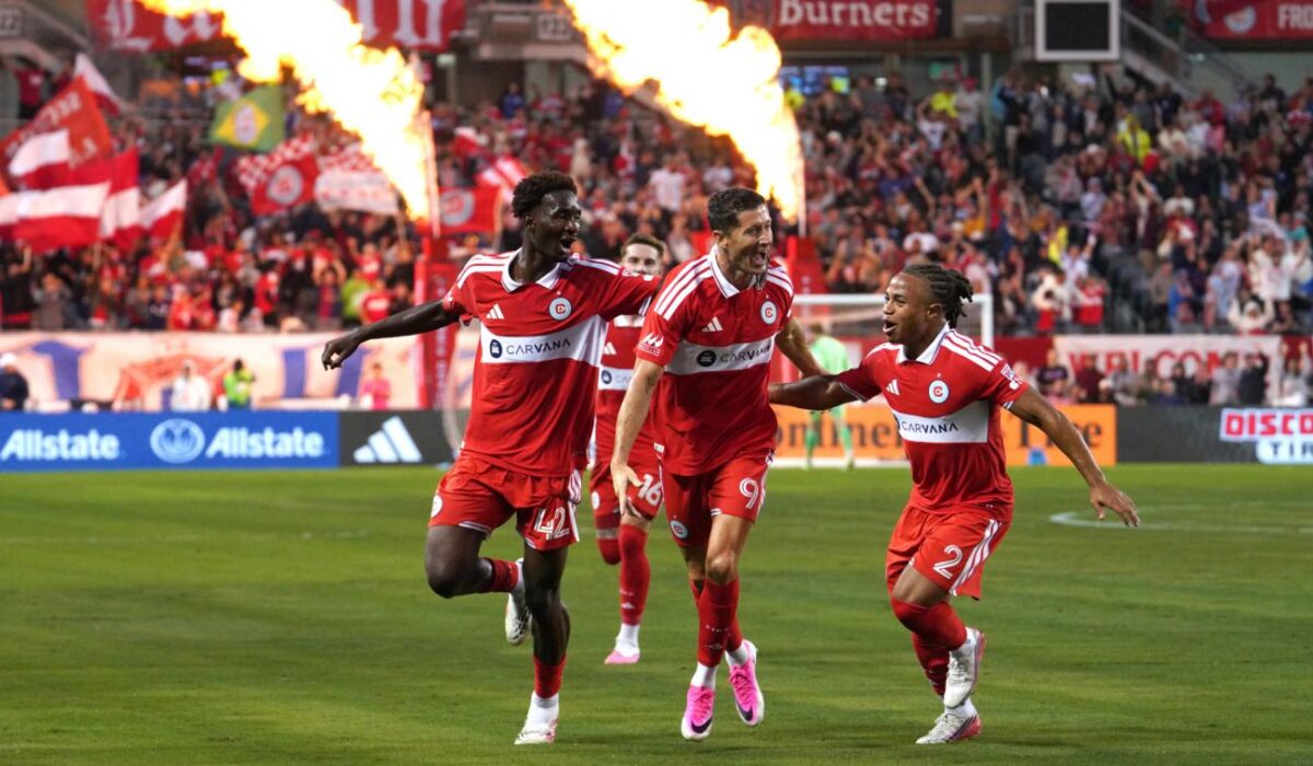 Debut goleador de Lewandowski y el retorno de Messi en la MLS