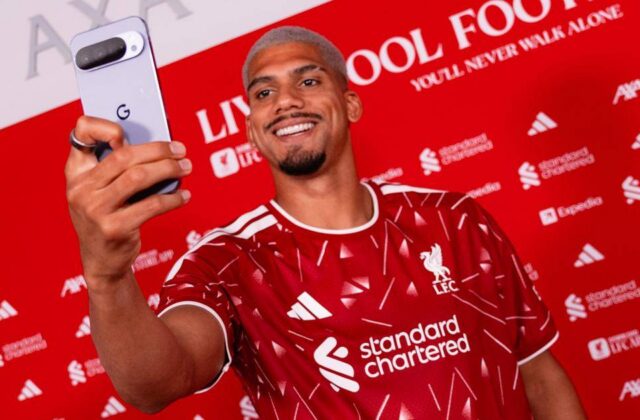 Ronald Araújo se une al Liverpool proveniente del Barcelona