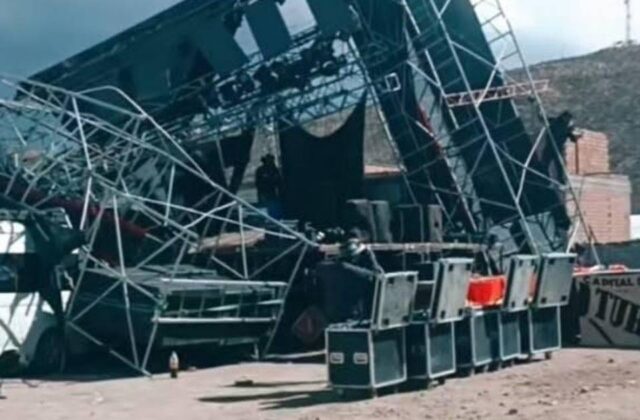 Fuerte vendaval derriba escenario en la Fexpo CAM-Turco 2026 en Oruro