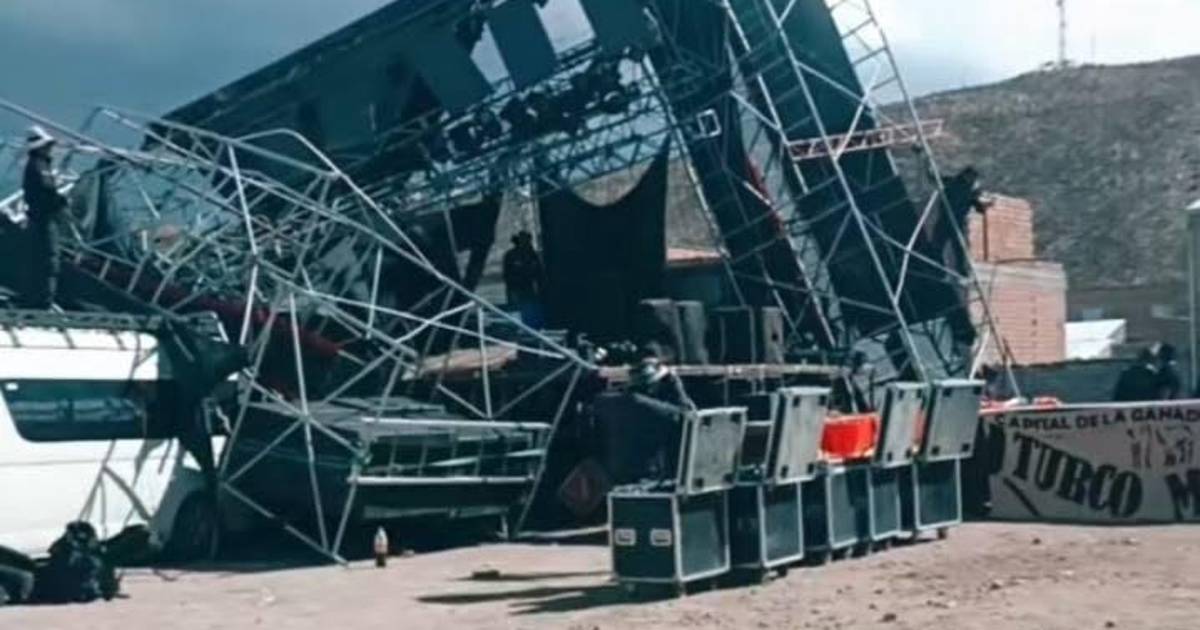 Fuerte vendaval derriba escenario en la Fexpo CAM-Turco 2026 en Oruro
