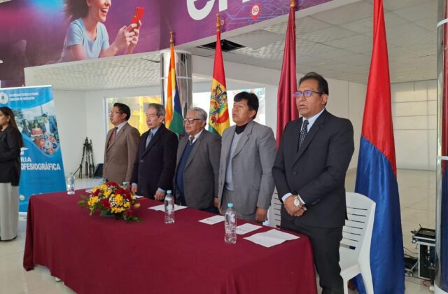 La UTO da inicio a la XII Feria Profesiográfica 2026 en Oruro